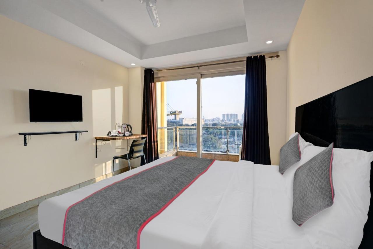 Super Townhouse Tipsyy Near Bestech Central Square Mall Gurgaon Eksteriør bilde