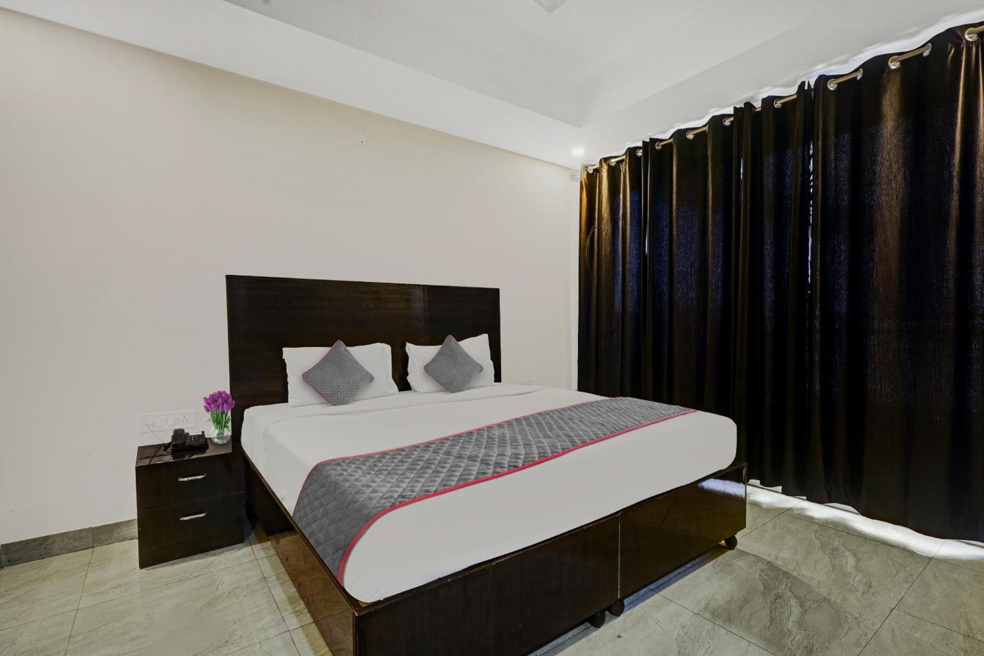 Super Townhouse Tipsyy Near Bestech Central Square Mall Gurgaon Eksteriør bilde