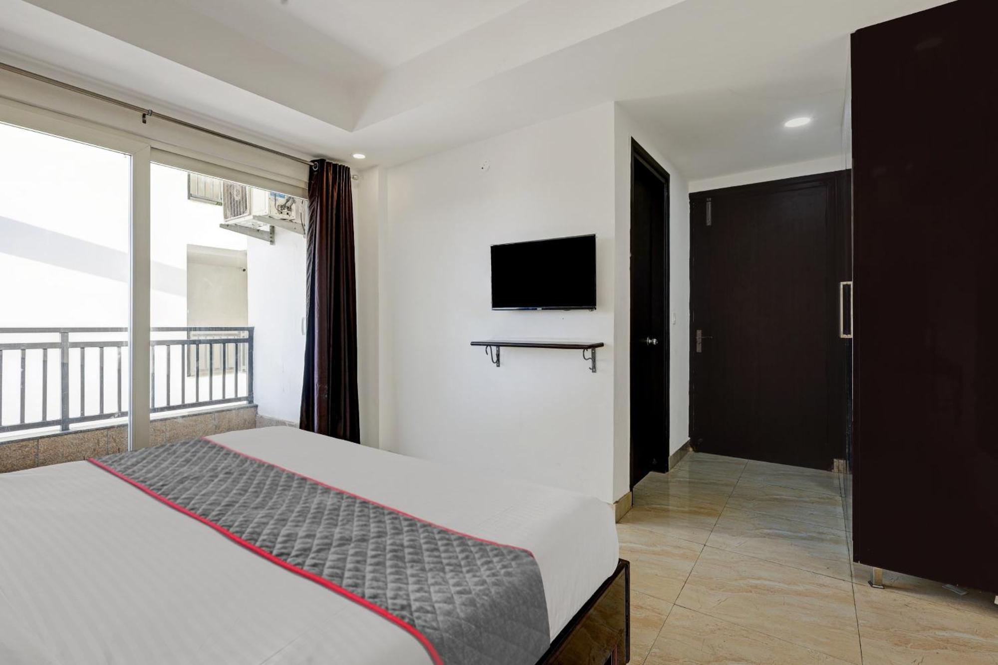 Super Townhouse Tipsyy Near Bestech Central Square Mall Gurgaon Eksteriør bilde