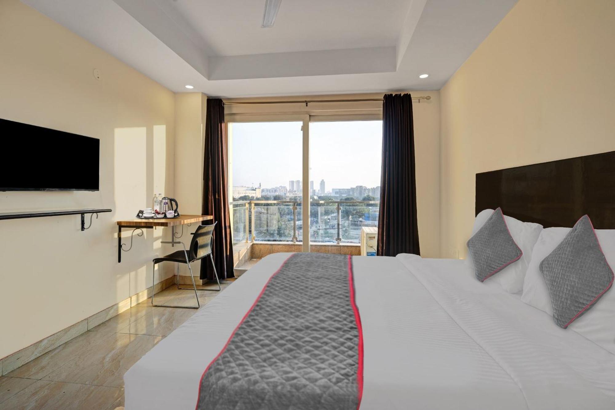 Super Townhouse Tipsyy Near Bestech Central Square Mall Gurgaon Eksteriør bilde