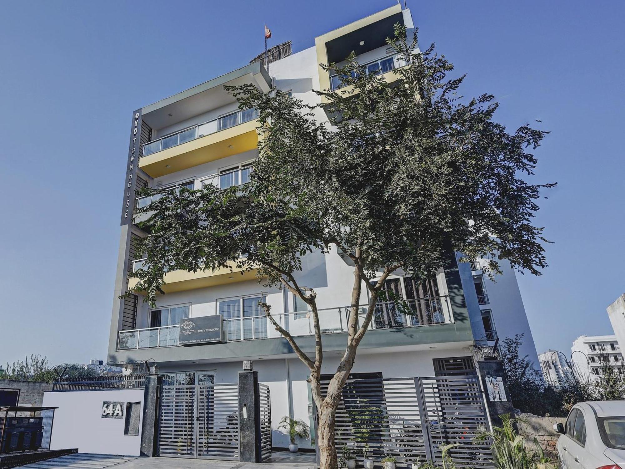Super Townhouse Tipsyy Near Bestech Central Square Mall Gurgaon Eksteriør bilde